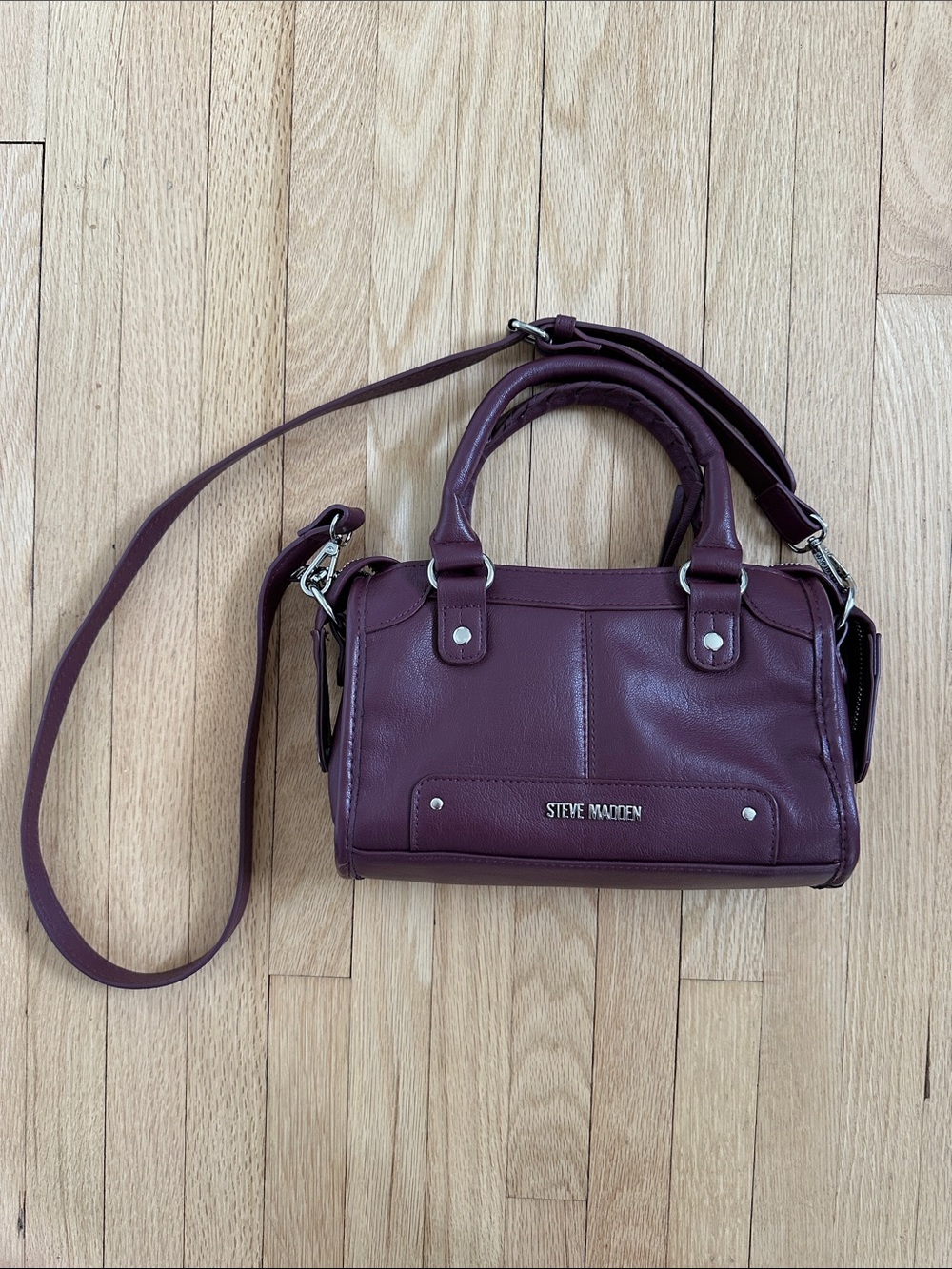 5 for $25 // Steve Madden maroon vegan satchel mini duffel bag